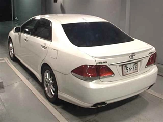 TOYOTA CROWN 2010