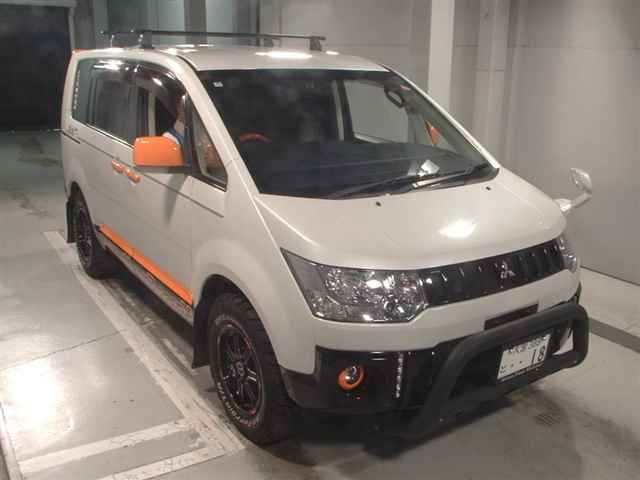 MITSUBISHI DELICA D5 2018
