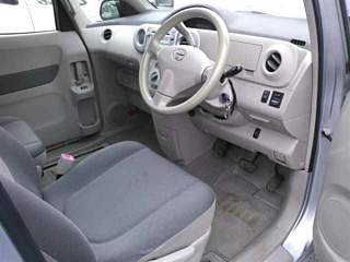 TOYOTA PORTE 2011