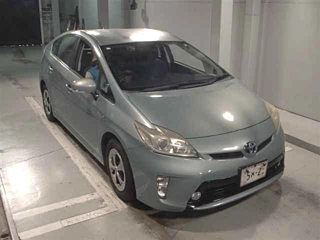 TOYOTA PRIUS 2012
