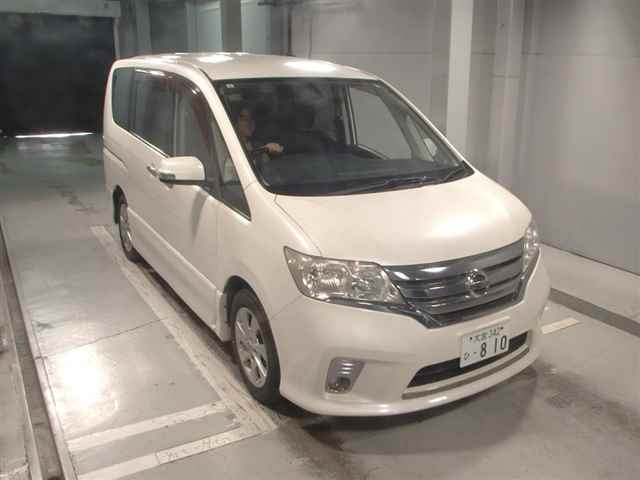 NISSAN SERENA 2011