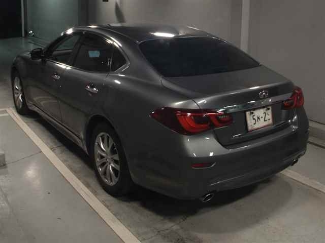 NISSAN FUGA 2019