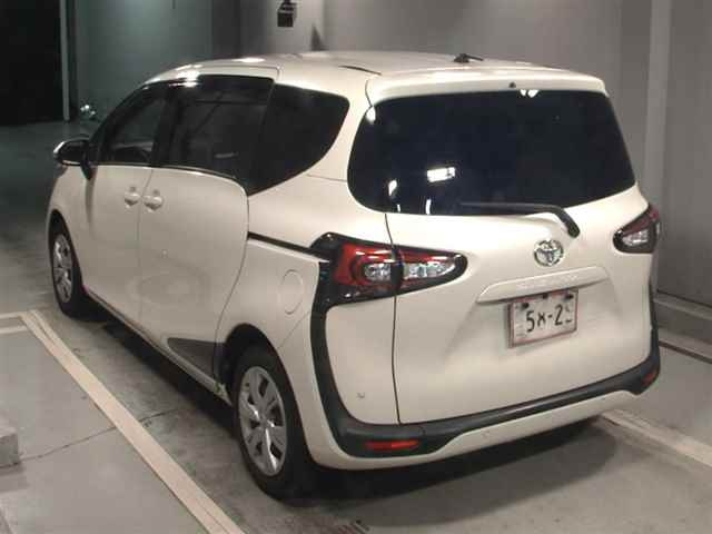 TOYOTA SIENTA 2018