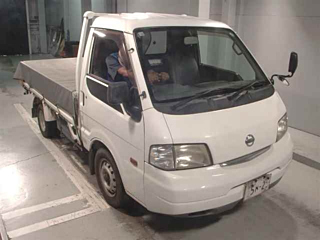 NISSAN VANETTE TRUCK 2010