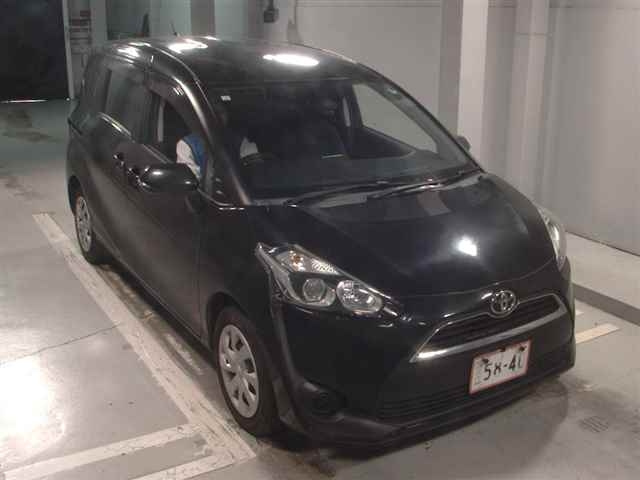 TOYOTA SIENTA 2015