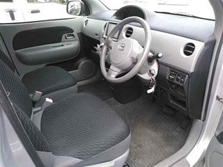 TOYOTA SIENTA 2010