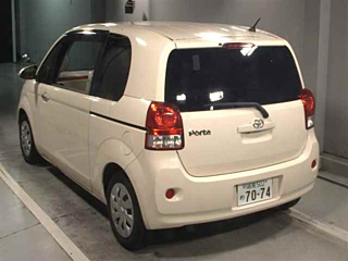 TOYOTA PORTE 2012