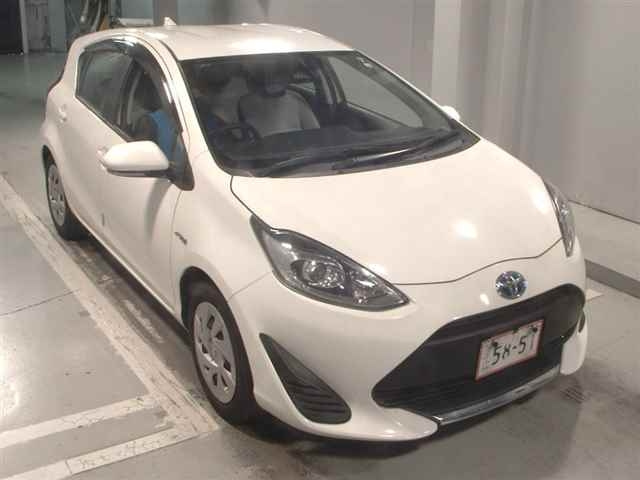 TOYOTA AQUA 2020