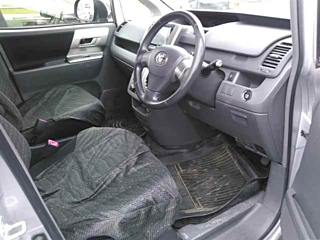 TOYOTA NOAH 2008