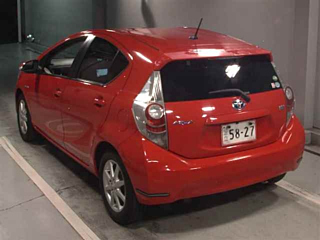 TOYOTA AQUA 2012