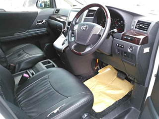TOYOTA VELLFIRE 2014