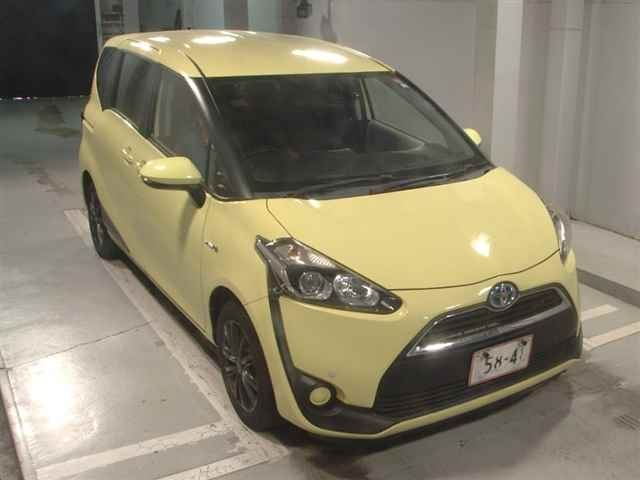 TOYOTA SIENTA 2016