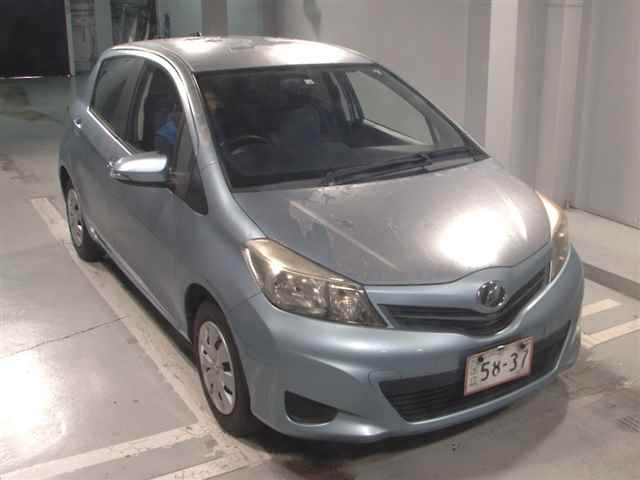 TOYOTA VITZ 2012