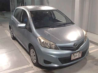 TOYOTA VITZ 2012