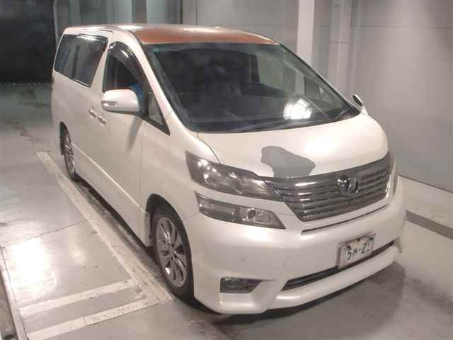 TOYOTA VELLFIRE 2011