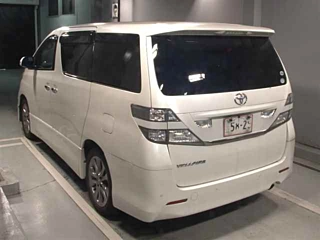 TOYOTA VELLFIRE 2011