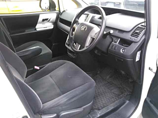 TOYOTA NOAH 2012