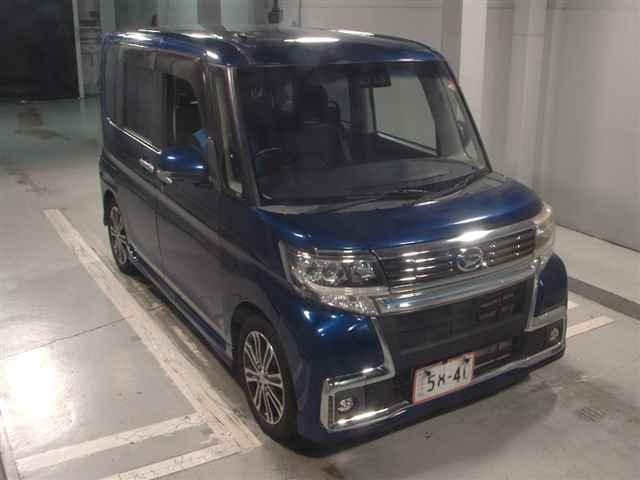 DAIHATSU TANTO 2019