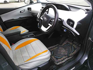TOYOTA PRIUS 2015