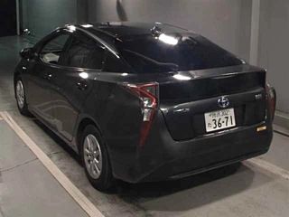 TOYOTA PRIUS 2015