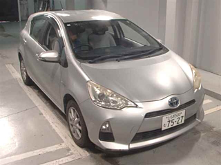 TOYOTA AQUA 2012