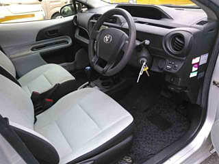 TOYOTA AQUA 2012