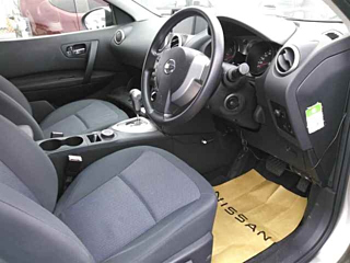 NISSAN DUALIS 2010