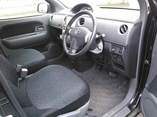 TOYOTA SIENTA 2012