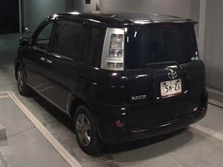 TOYOTA SIENTA 2012