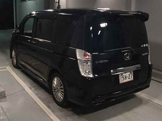 HONDA STEP WAGON 2010