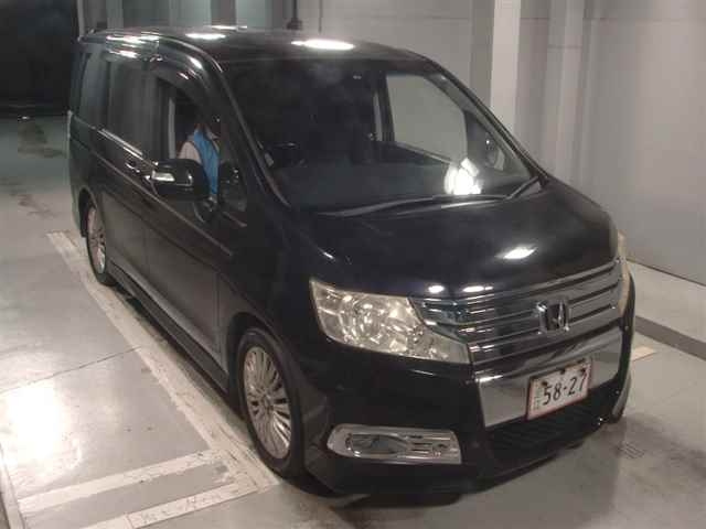 HONDA STEP WAGON 2010