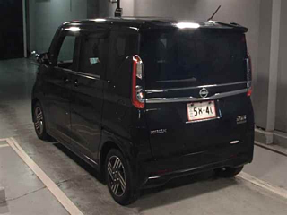 NISSAN ROOX 2025