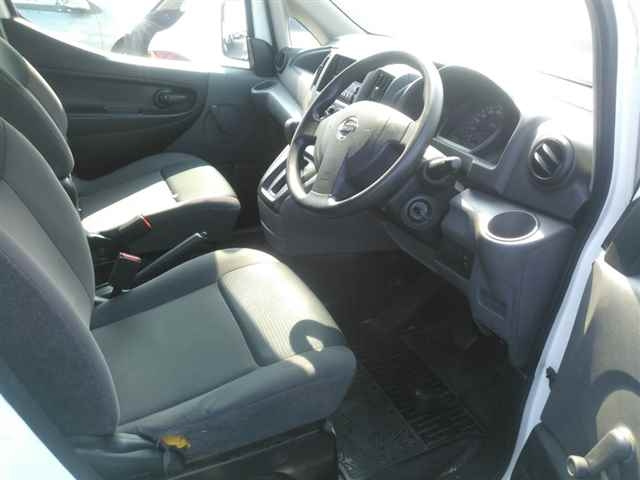 NISSAN NV200 2014