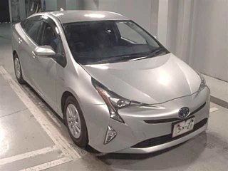 TOYOTA PRIUS 2018