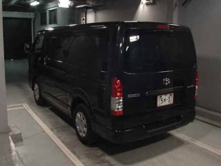 TOYOTA HIACE VAN 2023