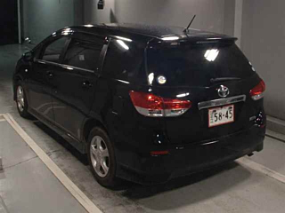 TOYOTA WISH 2011