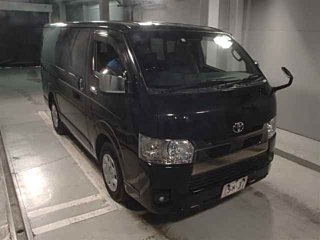 TOYOTA HIACE VAN 2023