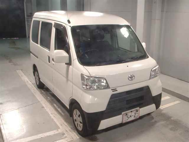 TOYOTA PIXIS VAN 2019