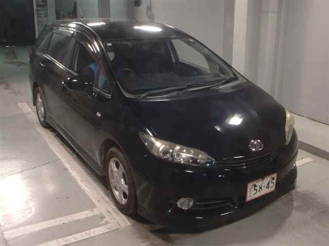 TOYOTA WISH 2011