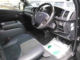 TOYOTA HIACE VAN 2023