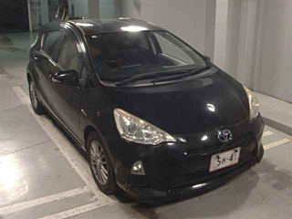 TOYOTA AQUA 2013