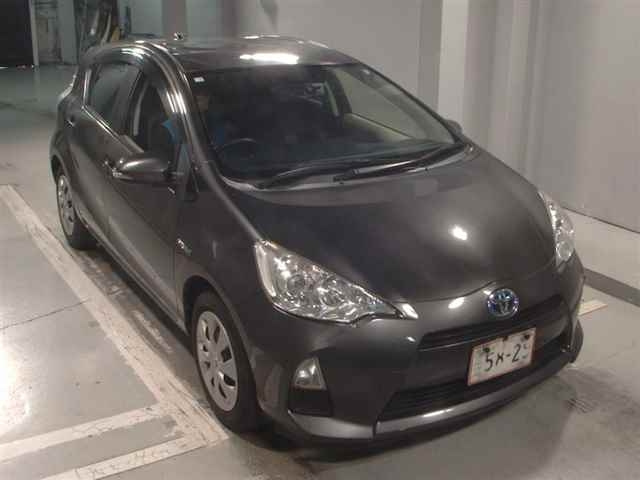 TOYOTA AQUA 2014