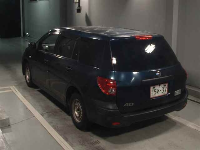NISSAN AD 2010