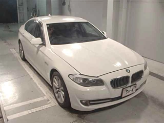 BMW 5 SERIES 2012