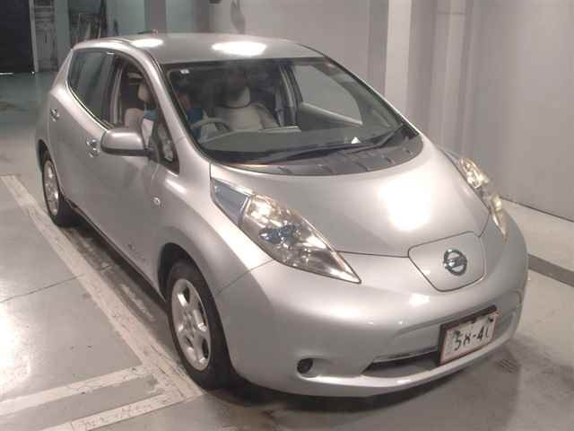 NISSAN LEAF 2011
