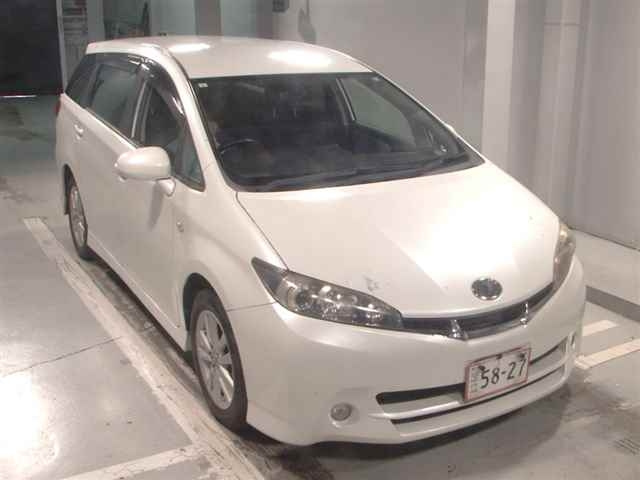 TOYOTA WISH 2009