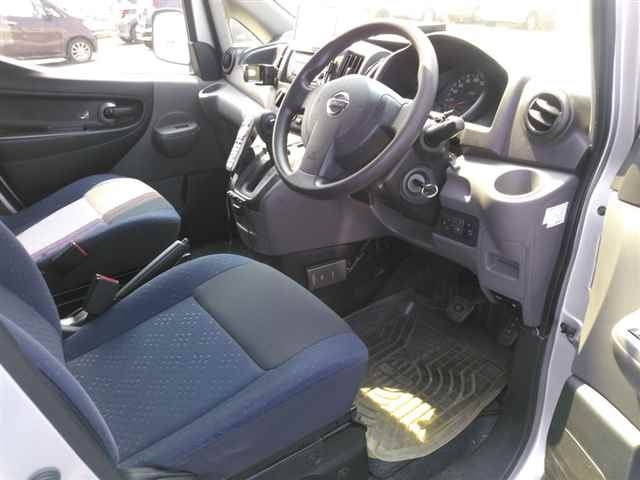 NISSAN NV200 2009