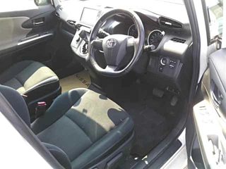 TOYOTA WISH 2009