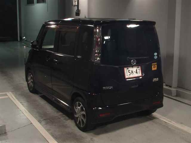 NISSAN ROOX 2011