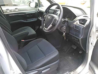 TOYOTA NOAH 2015